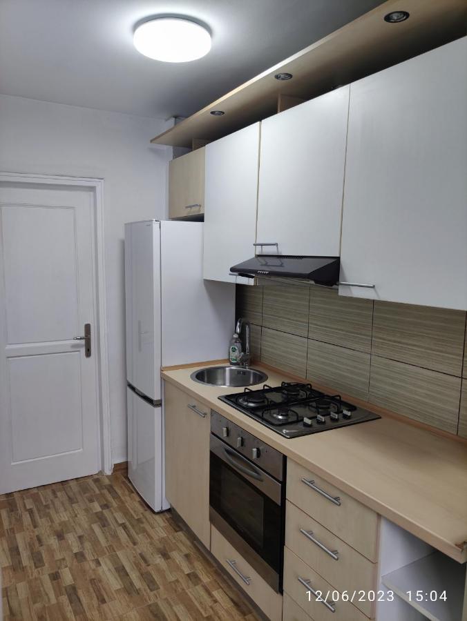 Fabian Central Apartment Bucharest Exterior photo