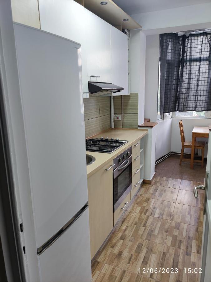 Fabian Central Apartment Bucharest Exterior photo